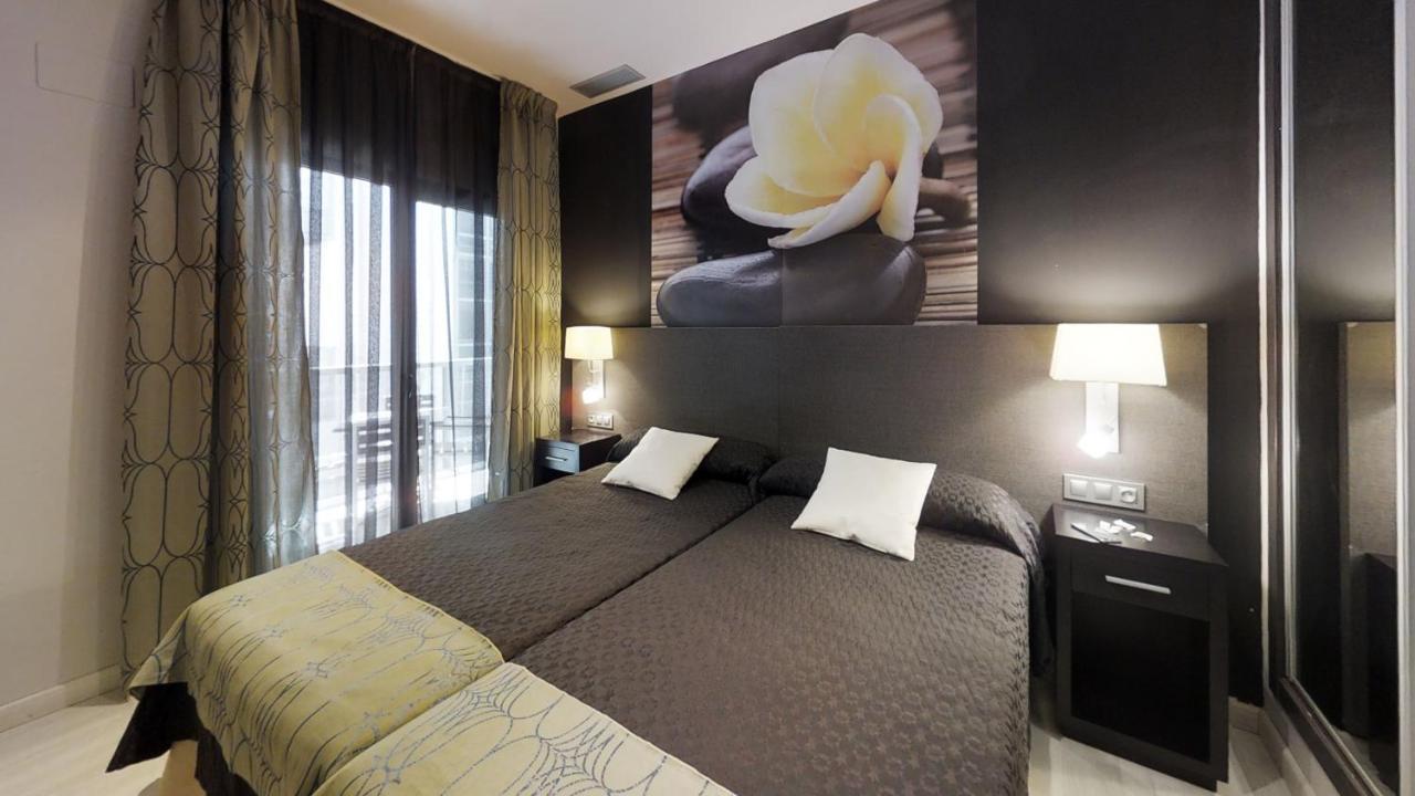 Leo Deluxe Punta Umbria (Adults Only) Leilighet Eksteriør bilde